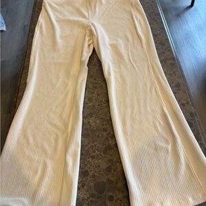 BNWT Old Navy Cream Boot Cut Pants